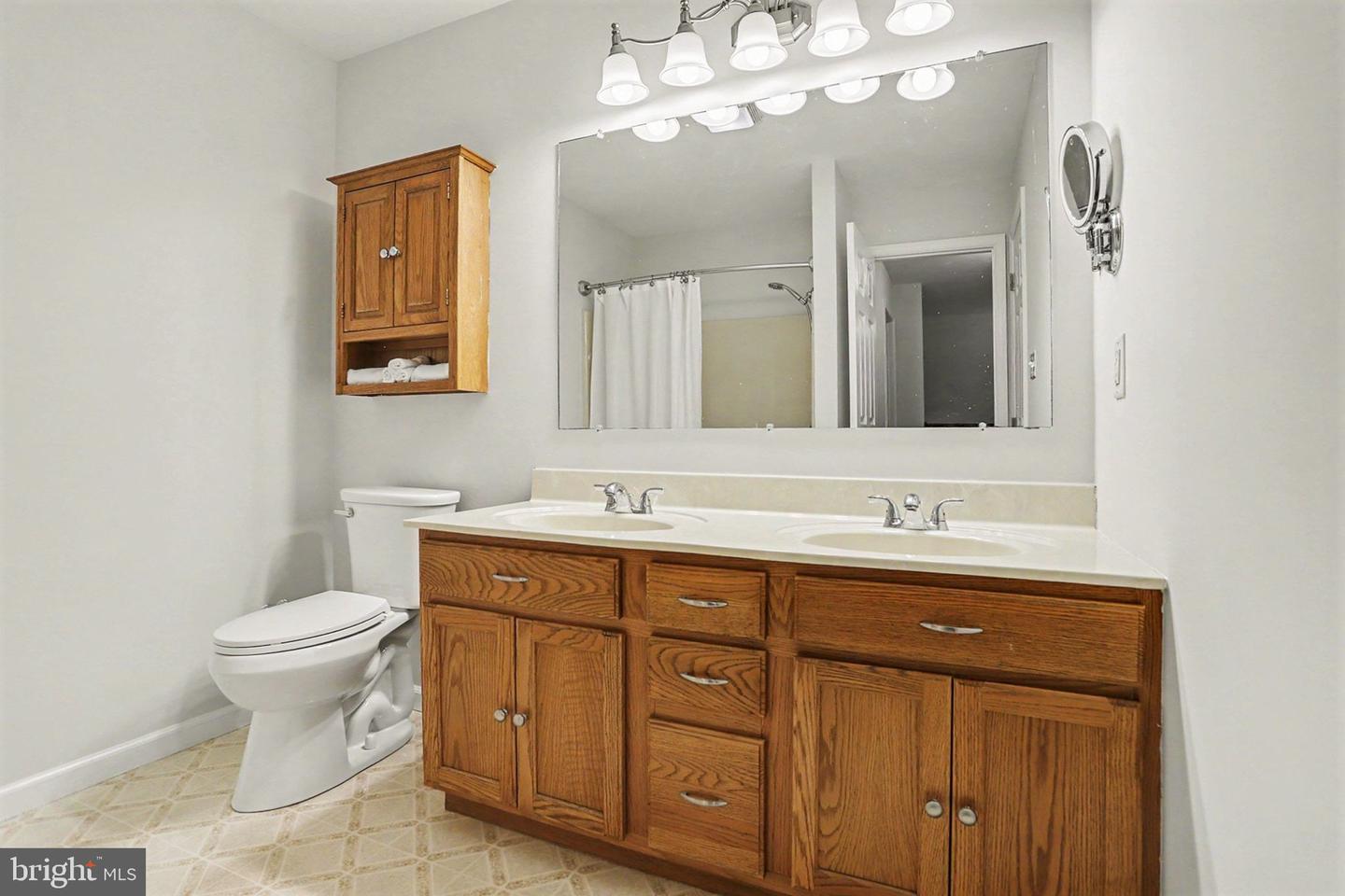 436 Springbrook Ct #e1 Property Photo 8