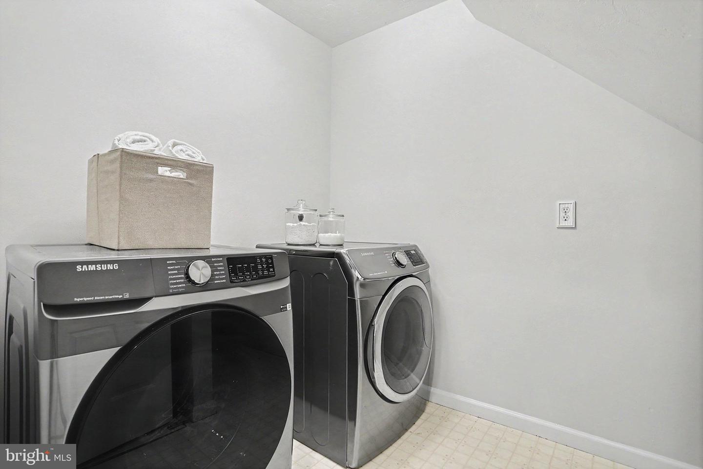436 Springbrook Ct #e1 Property Photo 10