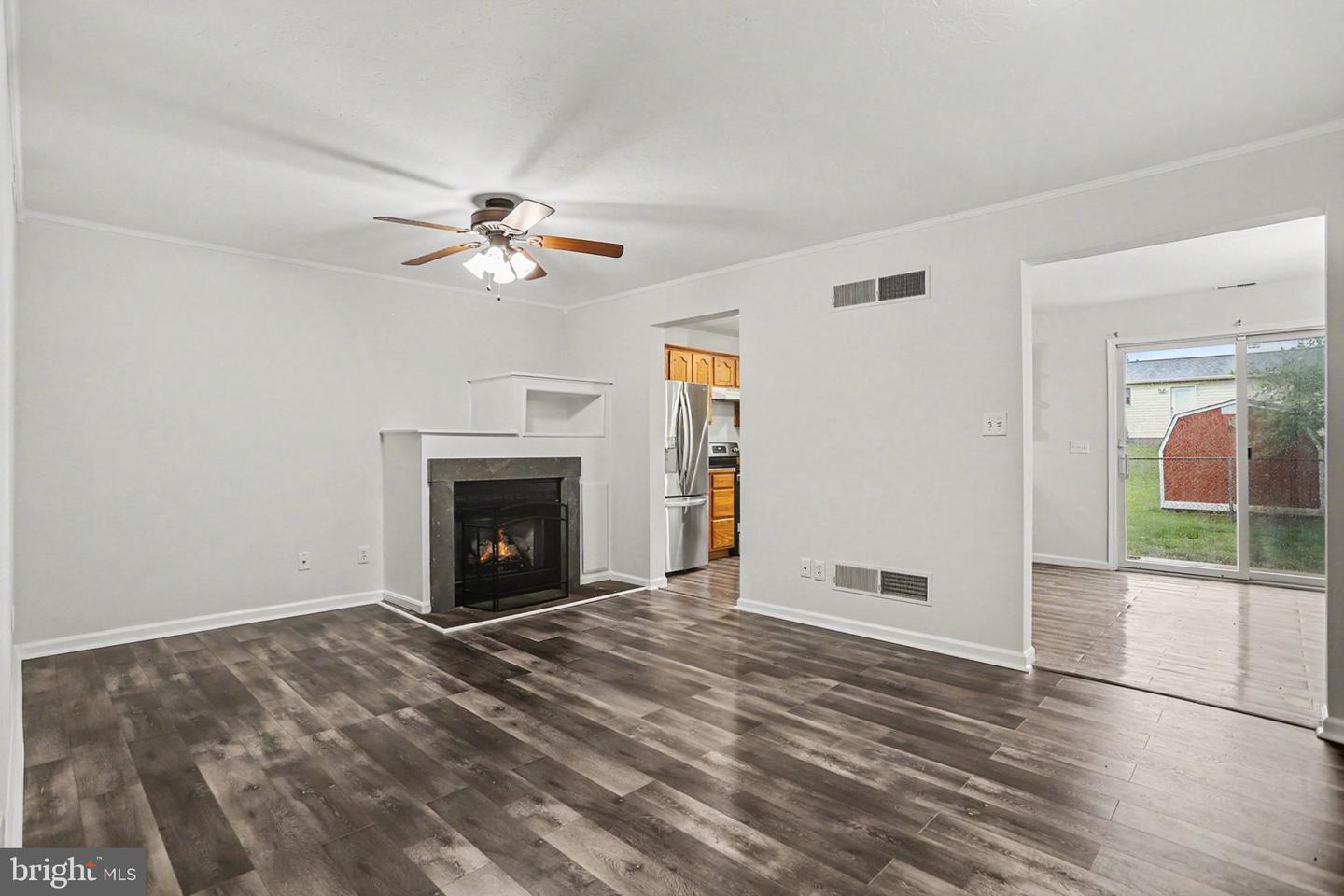 436 Springbrook Ct #e1 Property Photo 17