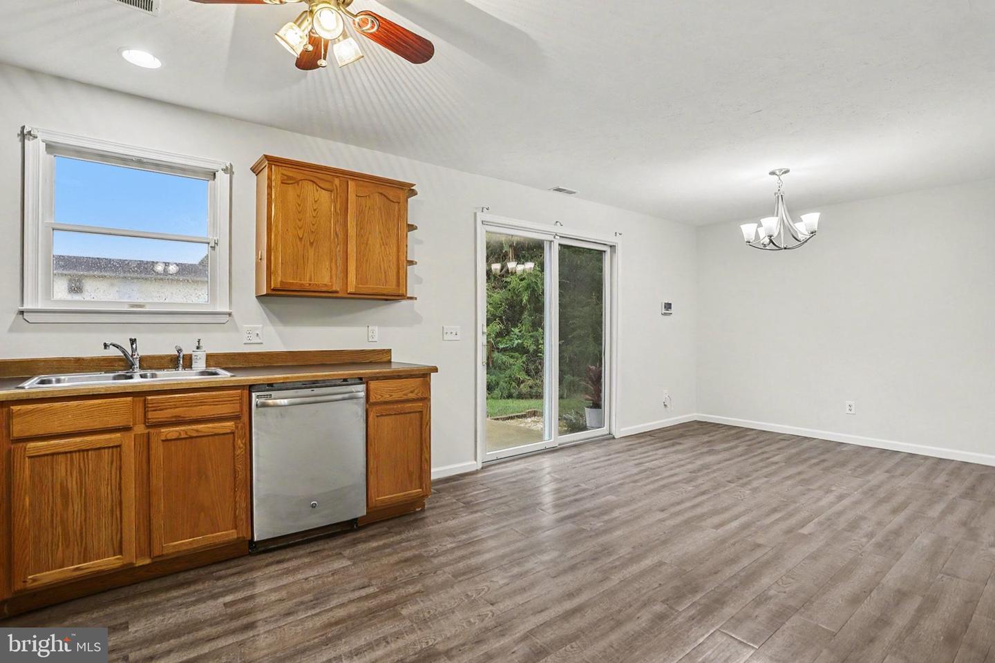 436 Springbrook Ct #e1 Property Photo 21