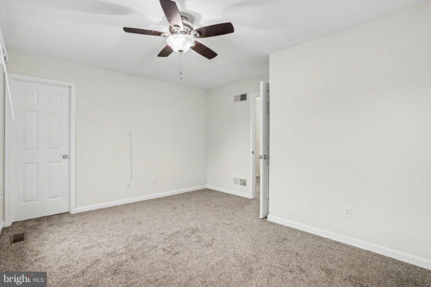436 Springbrook Ct #e1 Property Photo 24