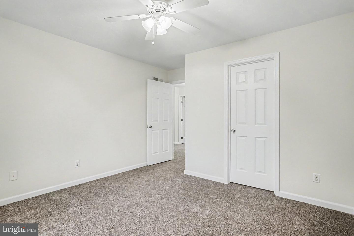 436 Springbrook Ct #e1 Property Photo 28