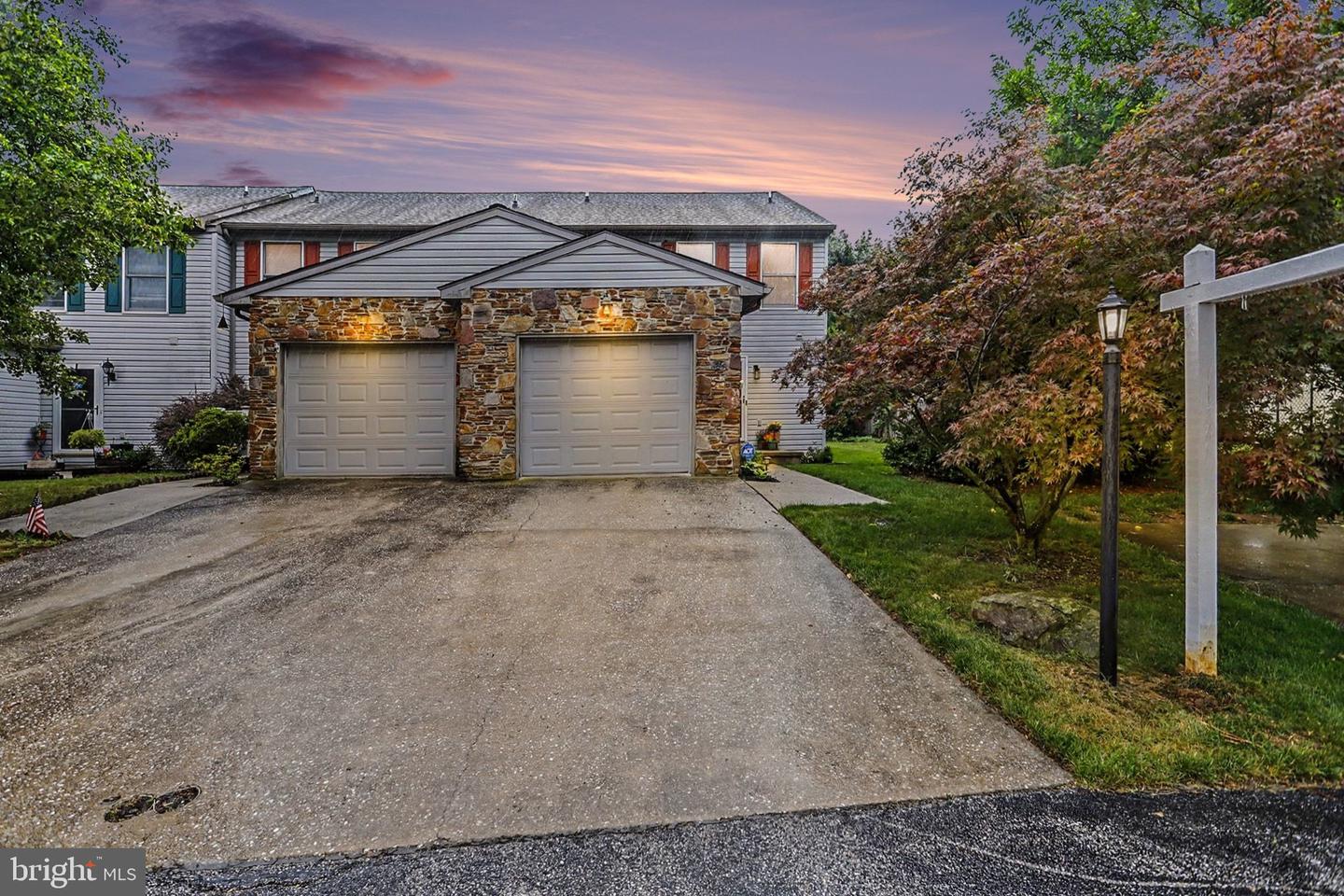 436 Springbrook Ct #e1 Property Photo 34