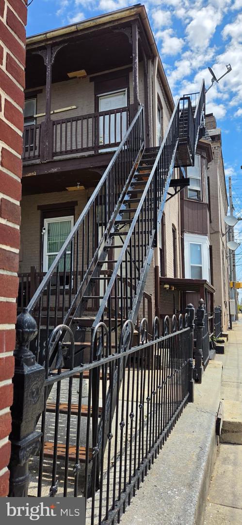 158 S Pershing Ave Property Photo 13