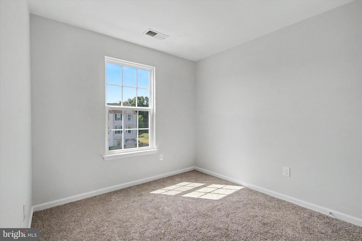 414 Charles Ave Property Photo 19