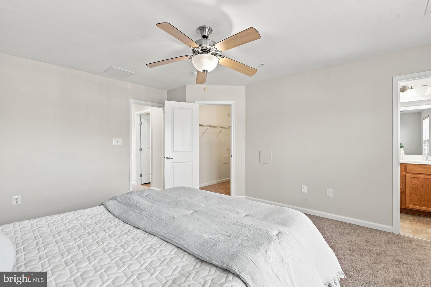55 S Center St Property Photo 16