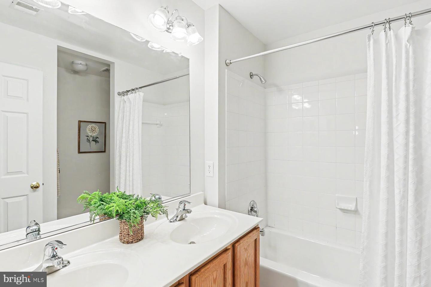 264 Country Ridge Dr Property Photo 18