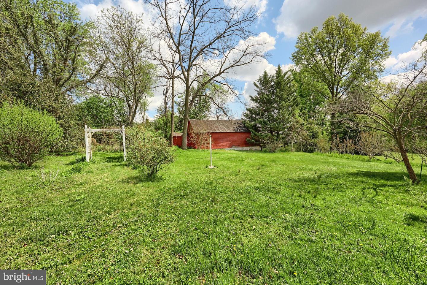 1974 Yingling Dr Property Photo 18