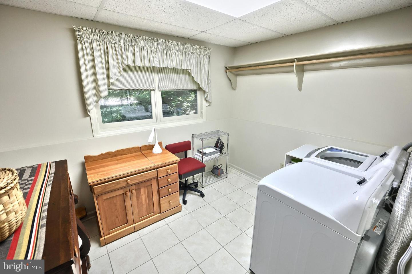 49 Amanda Ave Property Photo 37