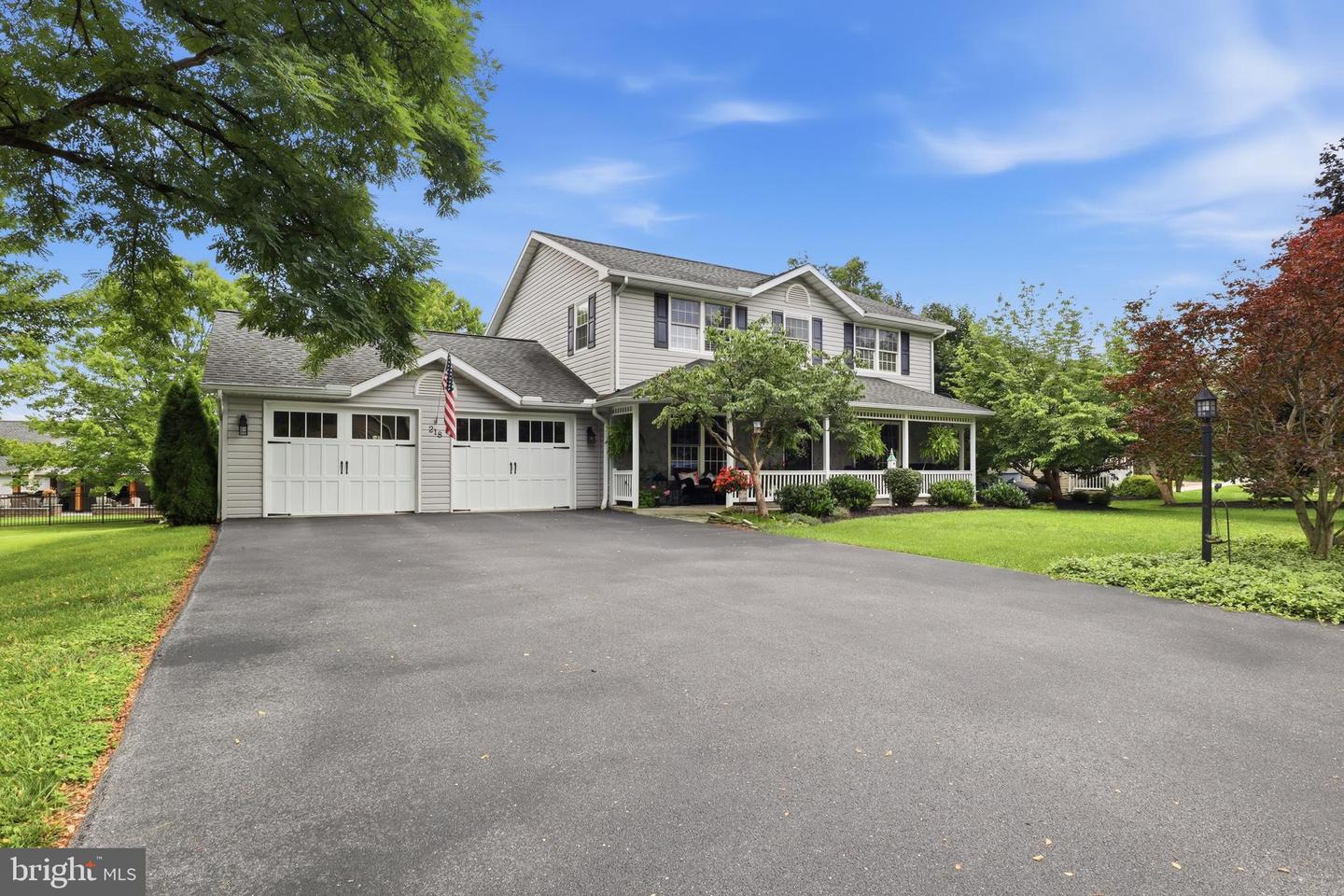 218 Putters Circle Property Photo 2