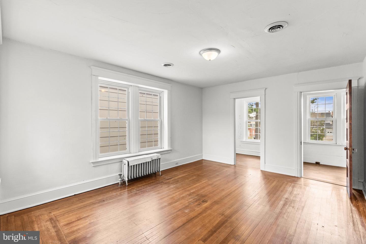 228 Baltimore St Property Photo 25