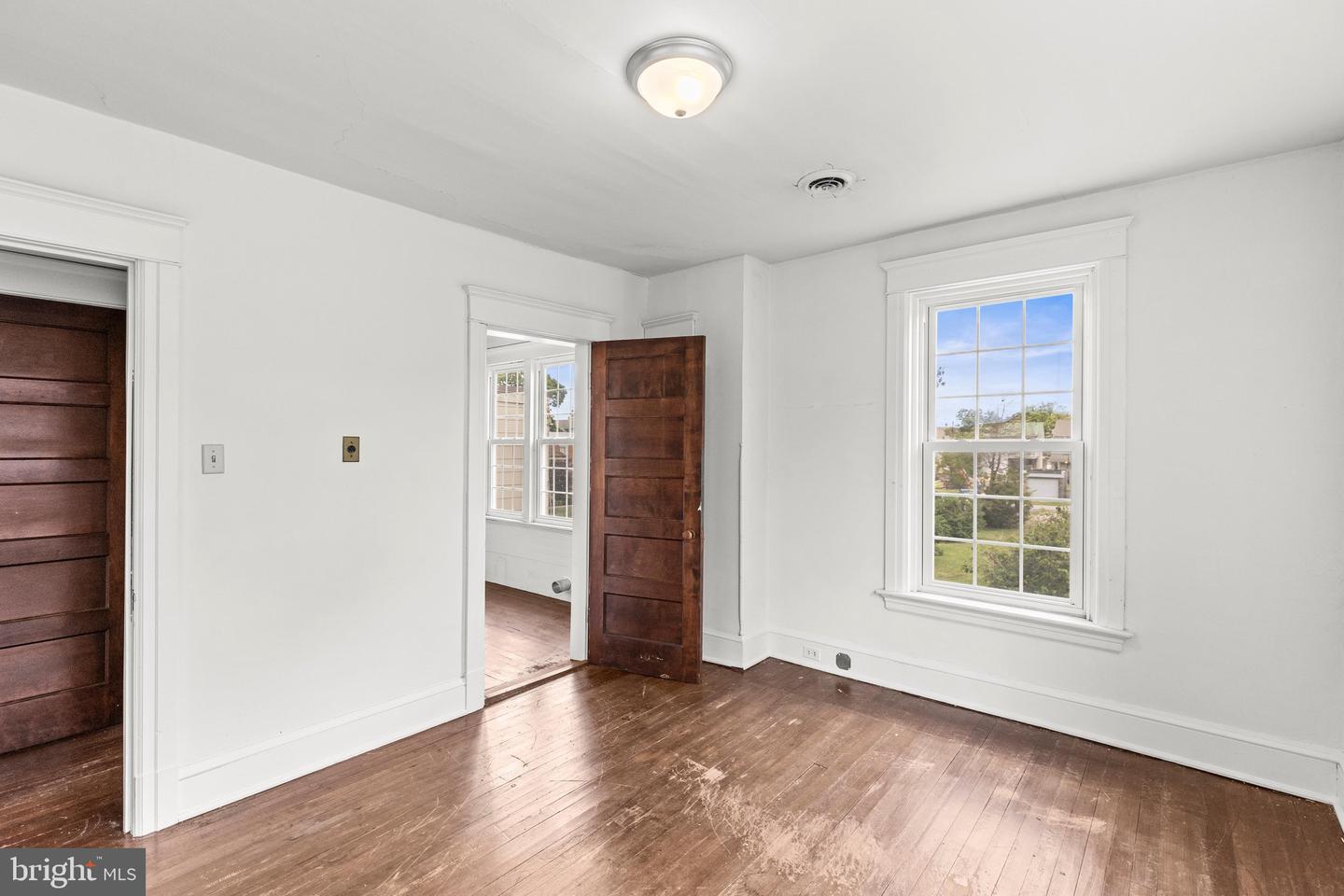 228 Baltimore St Property Photo 30