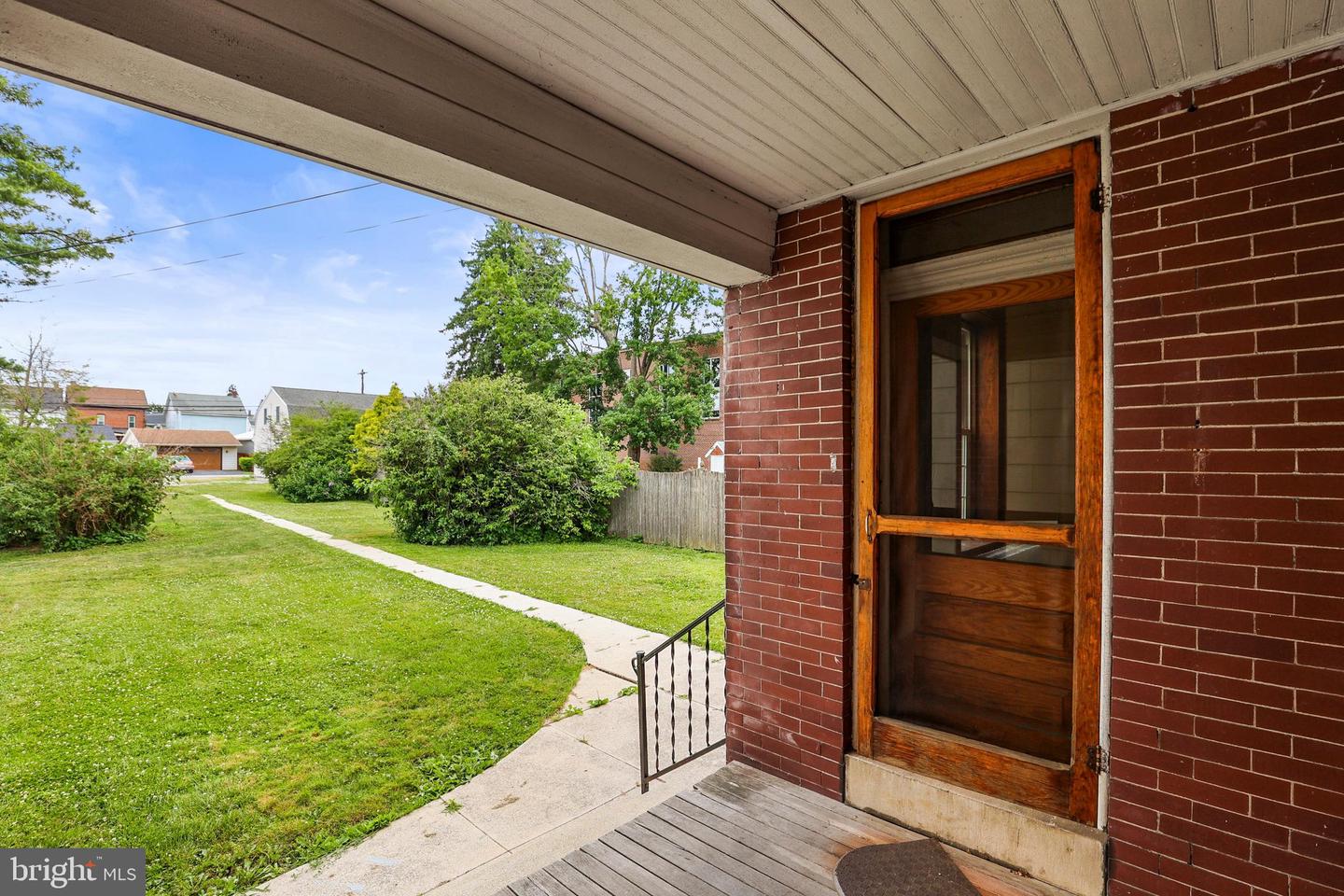 228 Baltimore St Property Photo 50