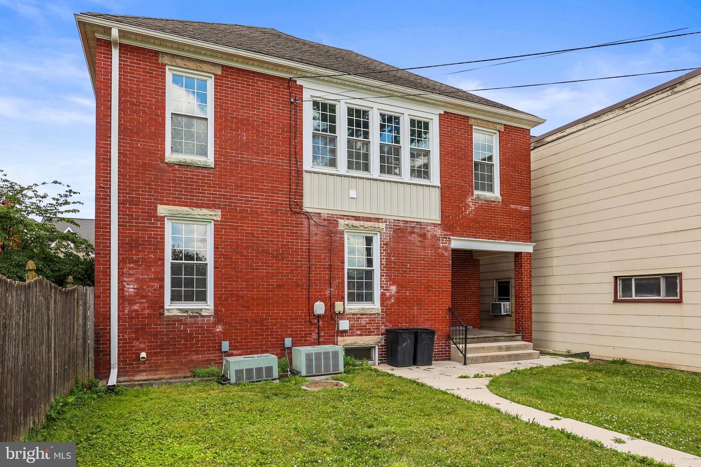 228 Baltimore St Property Photo 52