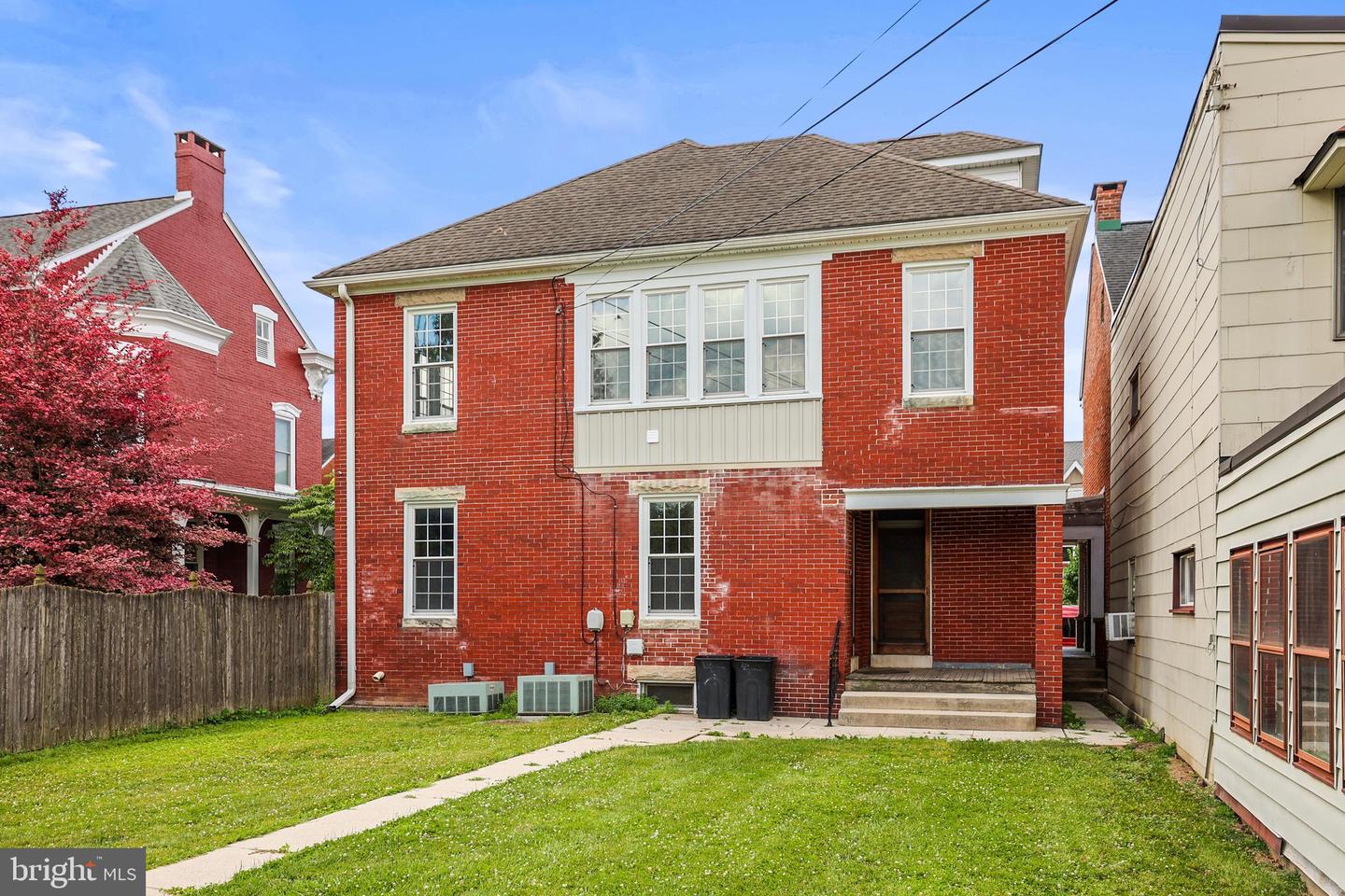 228 Baltimore St Property Photo 53