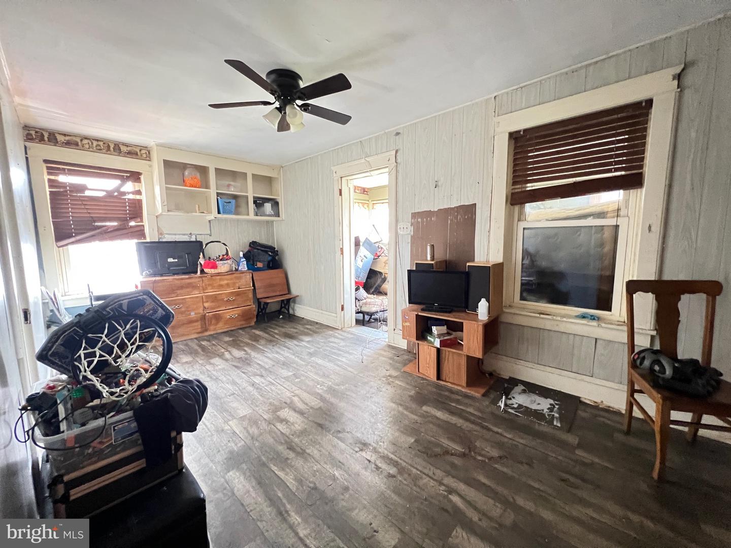 16 E Hanover St Property Photo 10