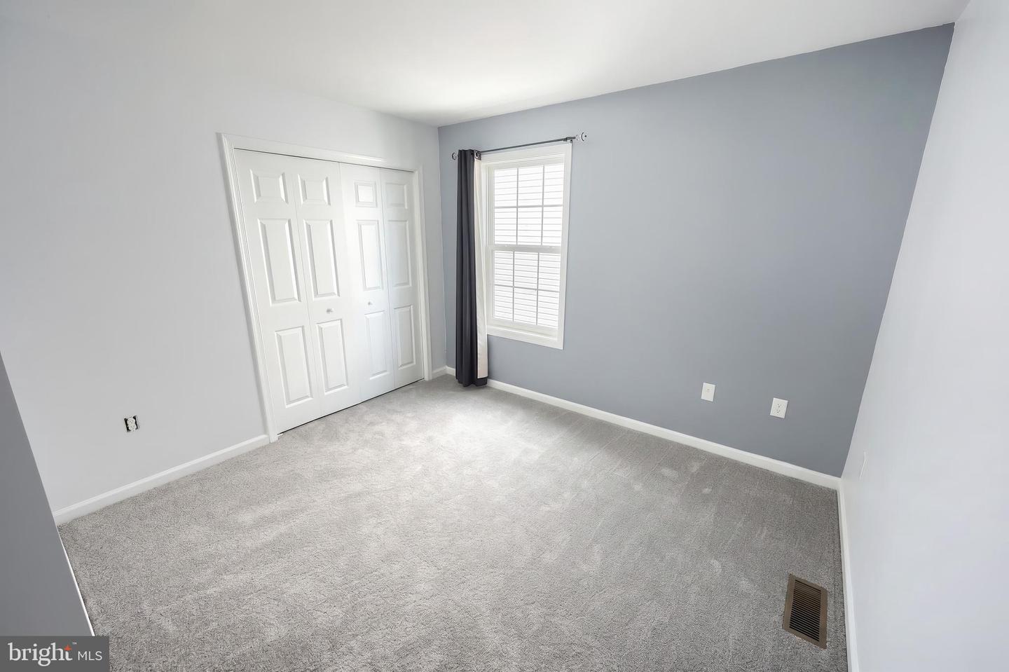 14 Barberry Ct Property Photo 25