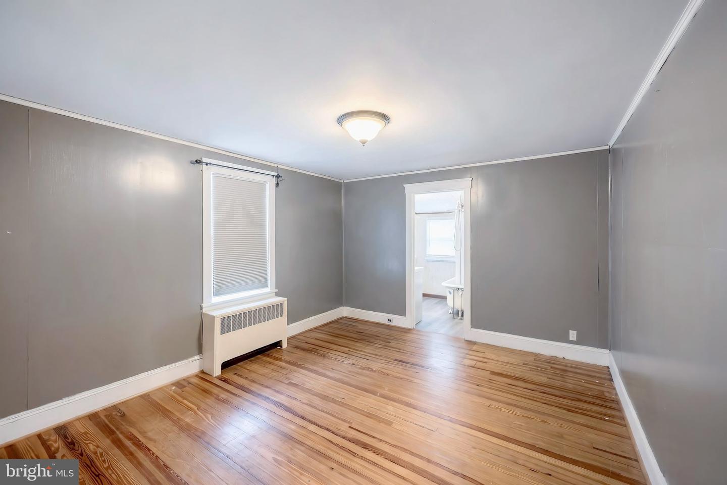 27 Hanover St Property Photo 25