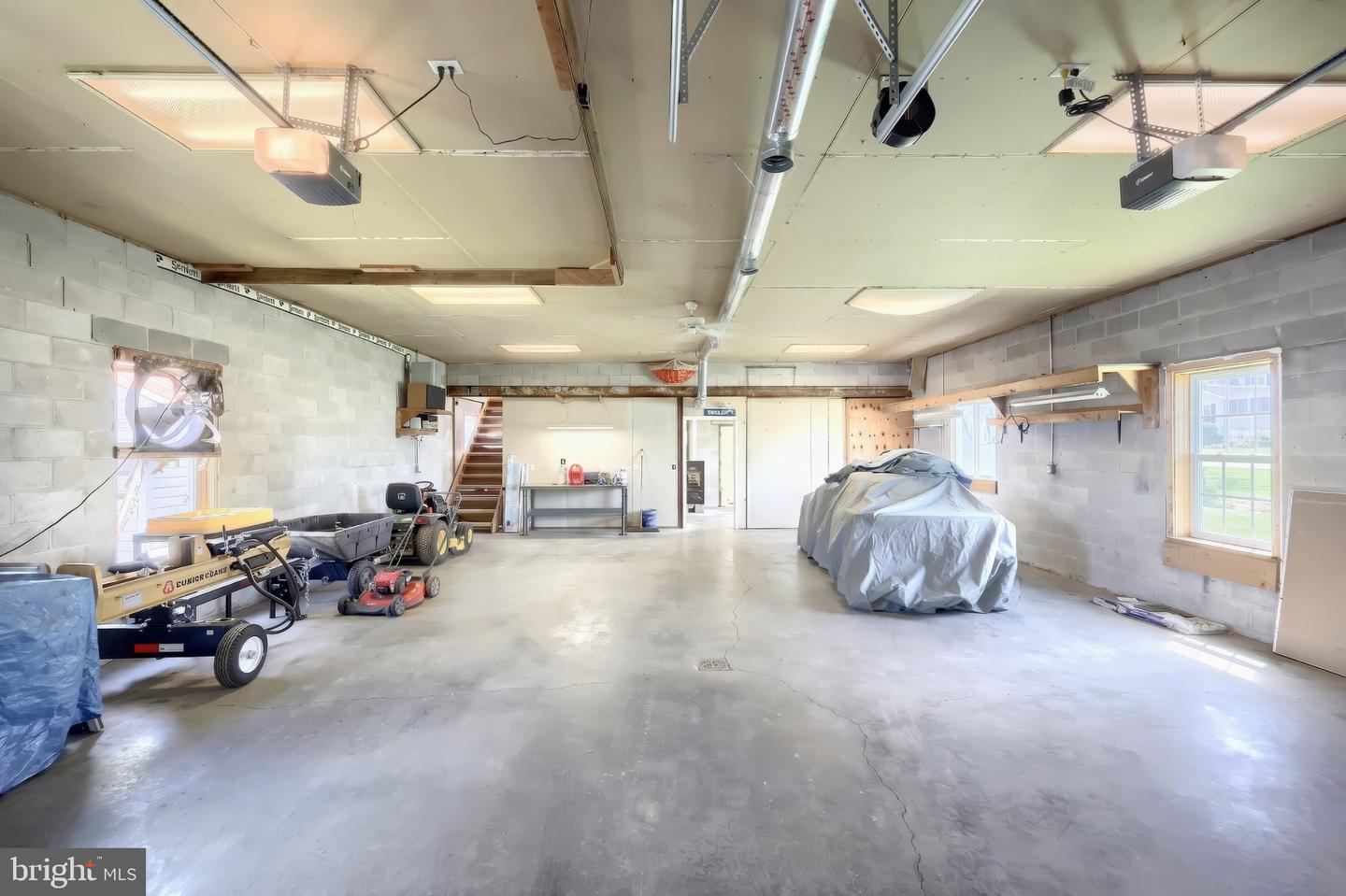 27 Hanover St Property Photo 38