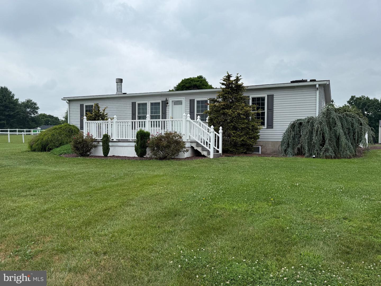 472 Scotch Pine Rd Property Photo 4
