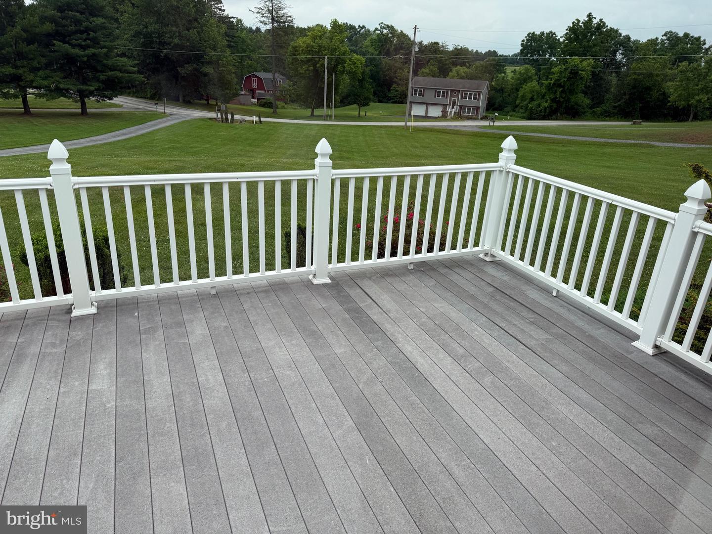 472 Scotch Pine Rd Property Photo 8