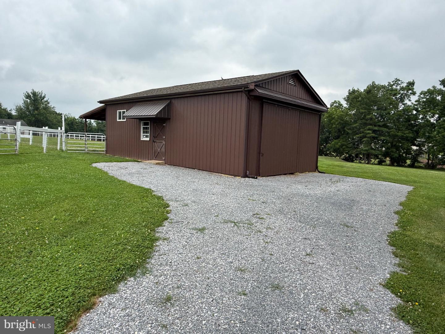 472 Scotch Pine Rd Property Photo 10