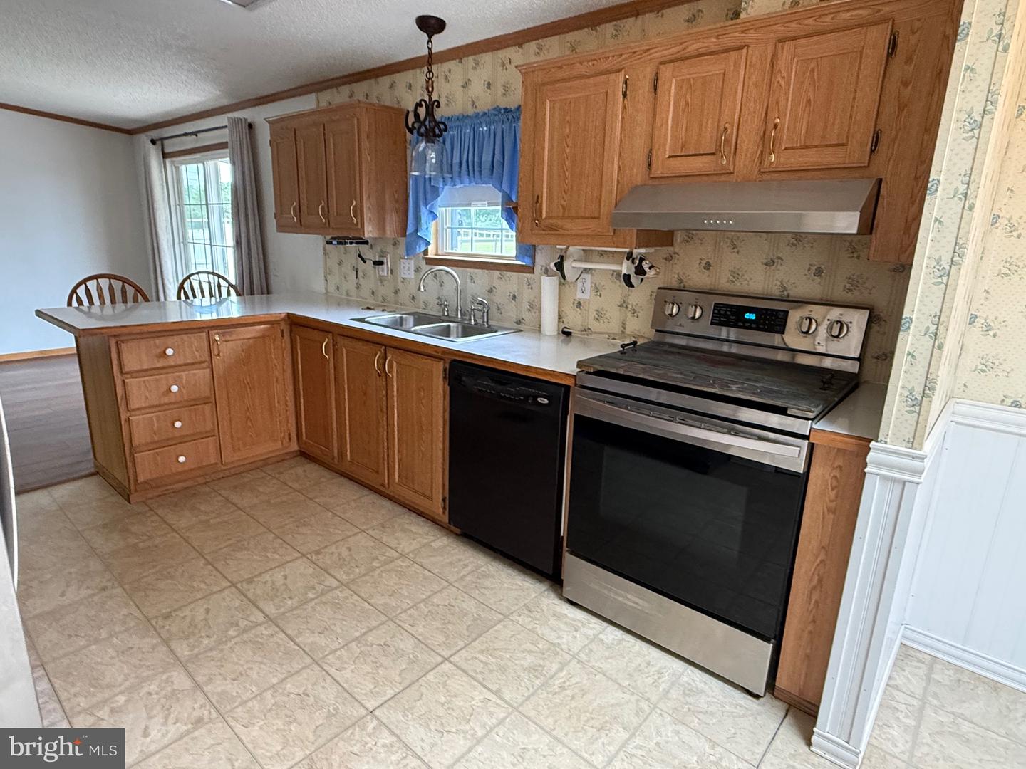 472 Scotch Pine Rd Property Photo 35