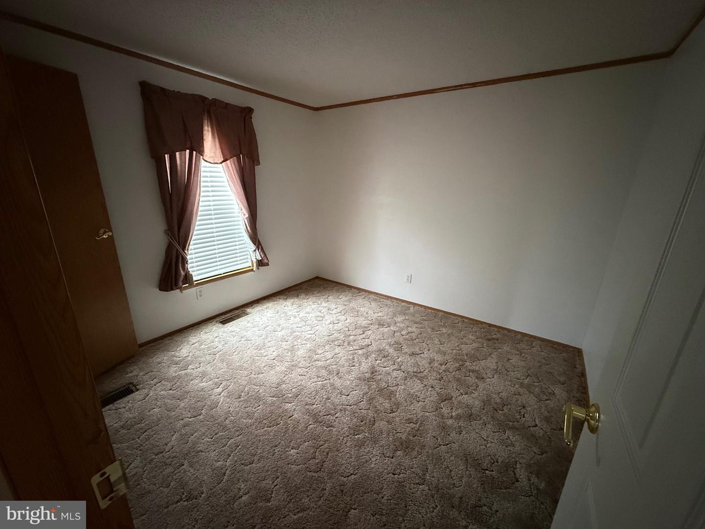 472 Scotch Pine Rd Property Photo 39