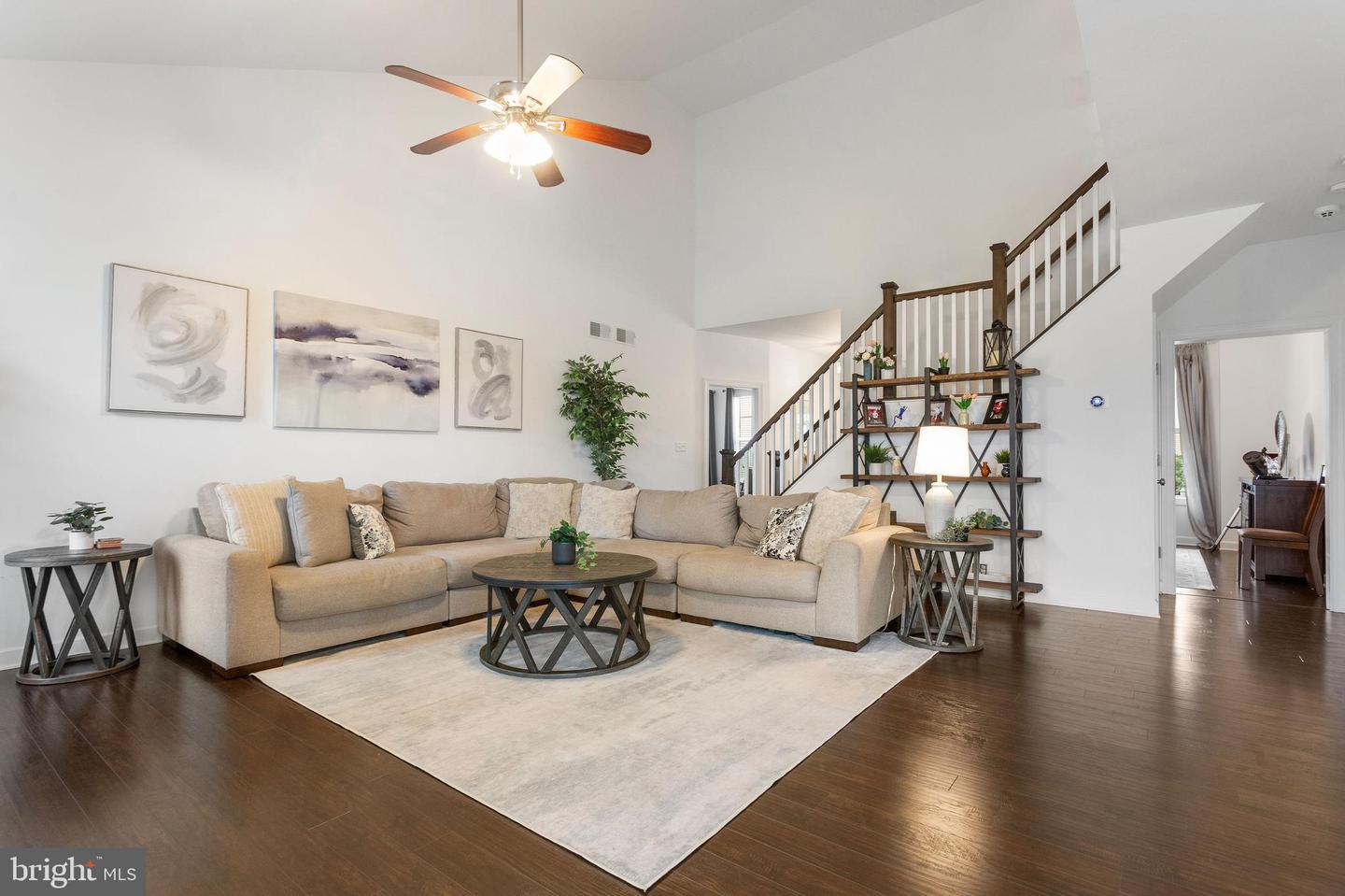 7660 Green Ridge Ln Property Photo 11