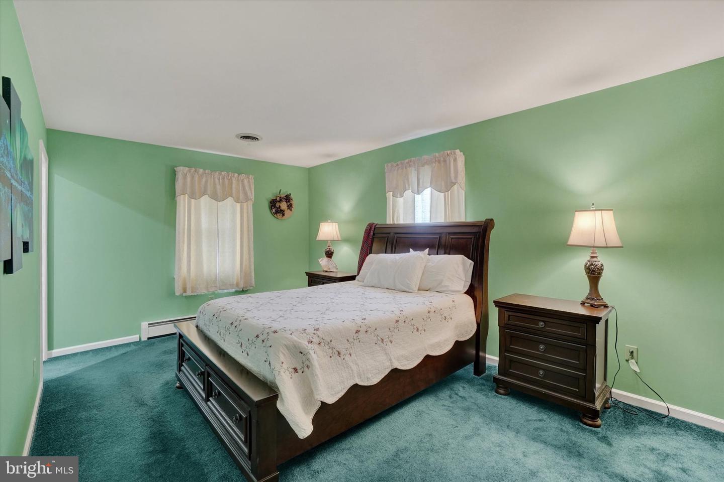 3 Country Manor Ln Property Photo 14