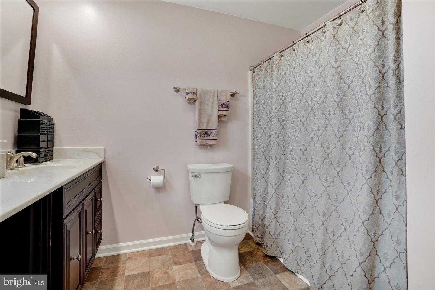 3 Country Manor Ln Property Photo 18