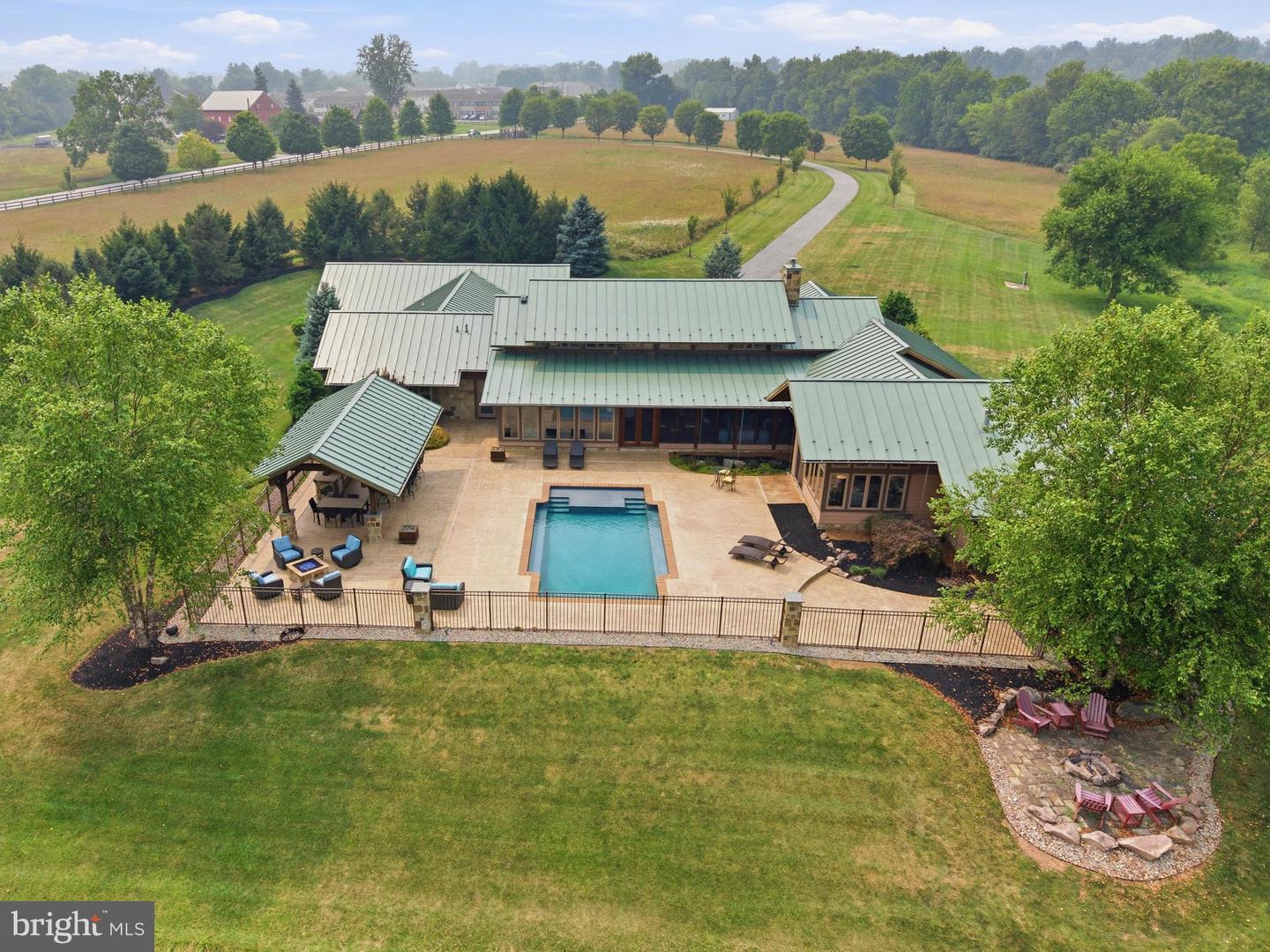 1885 Greenbriar Rd Property Photo 66