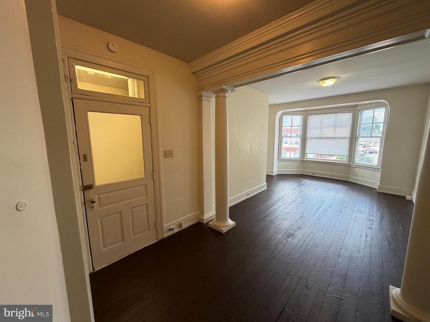 132 W MARKET ST #2A Property Photo 1