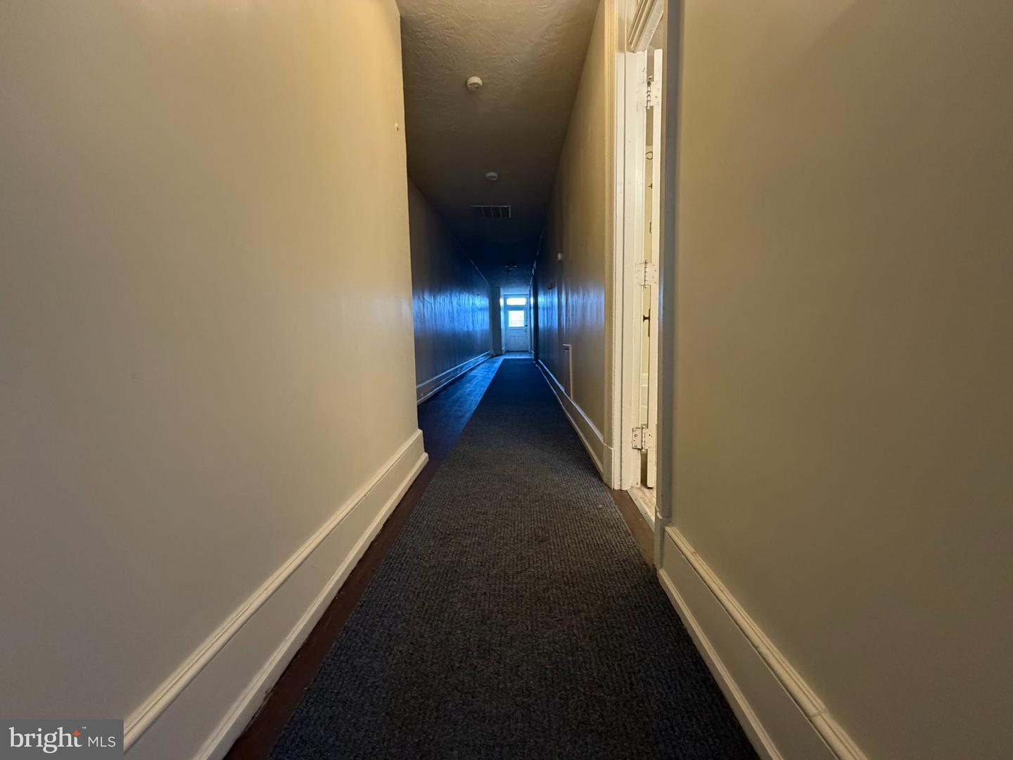 132 W Market St #2a Property Photo 5