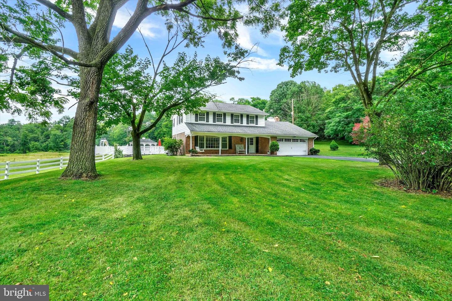 2432 Pine Grove Rd Property Photo 3
