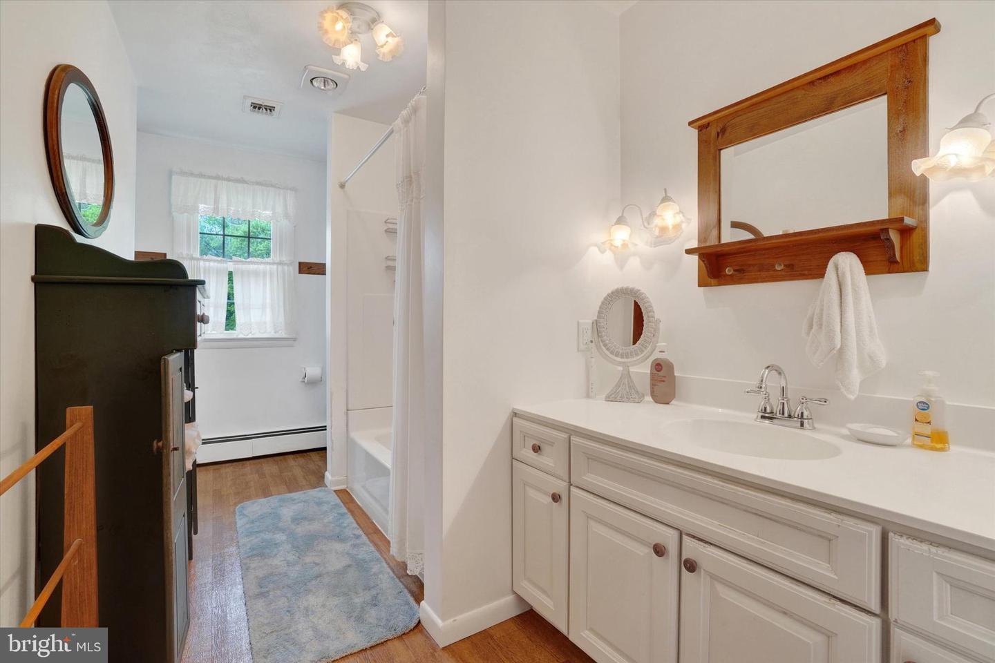 2432 Pine Grove Rd Property Photo 16