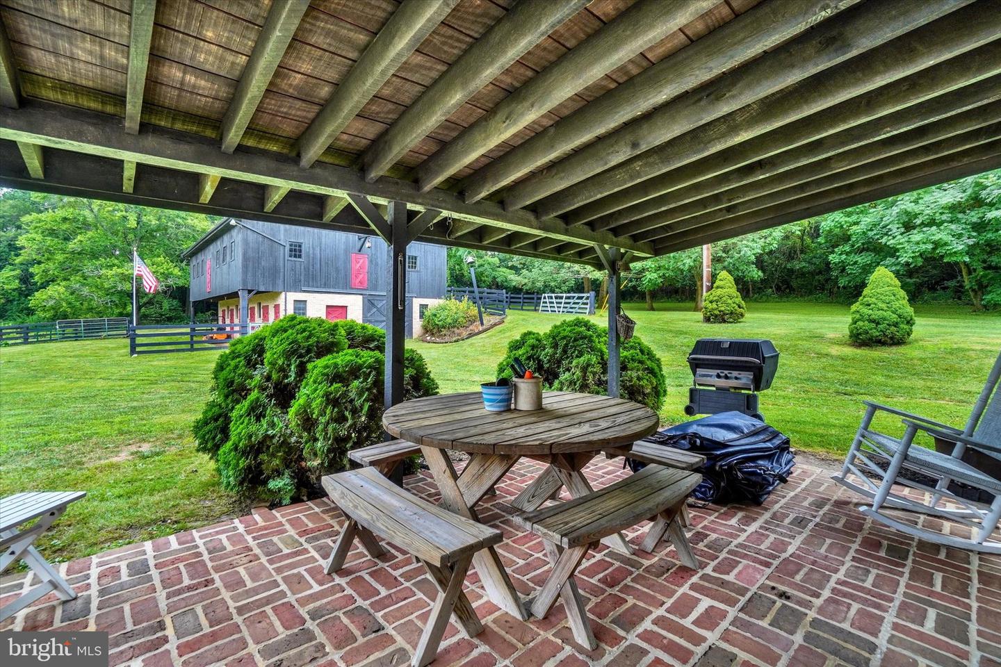 2432 Pine Grove Rd Property Photo 20