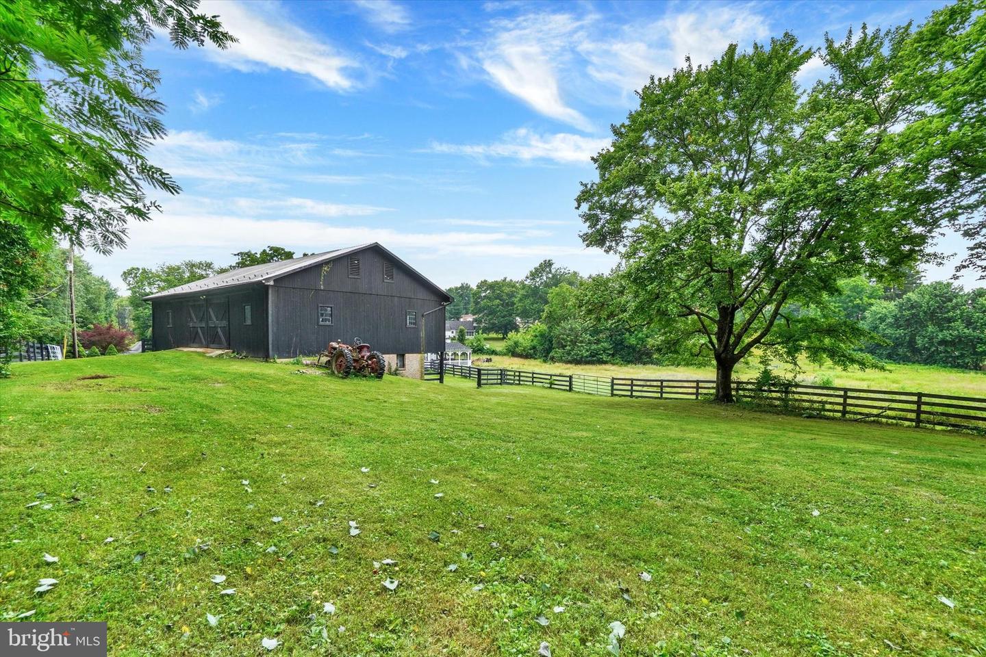 2432 Pine Grove Rd Property Photo 29