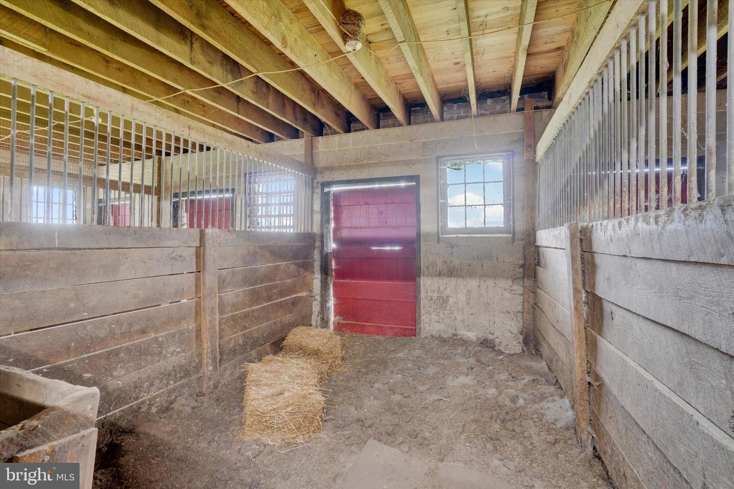 2432 Pine Grove Rd Property Photo 33