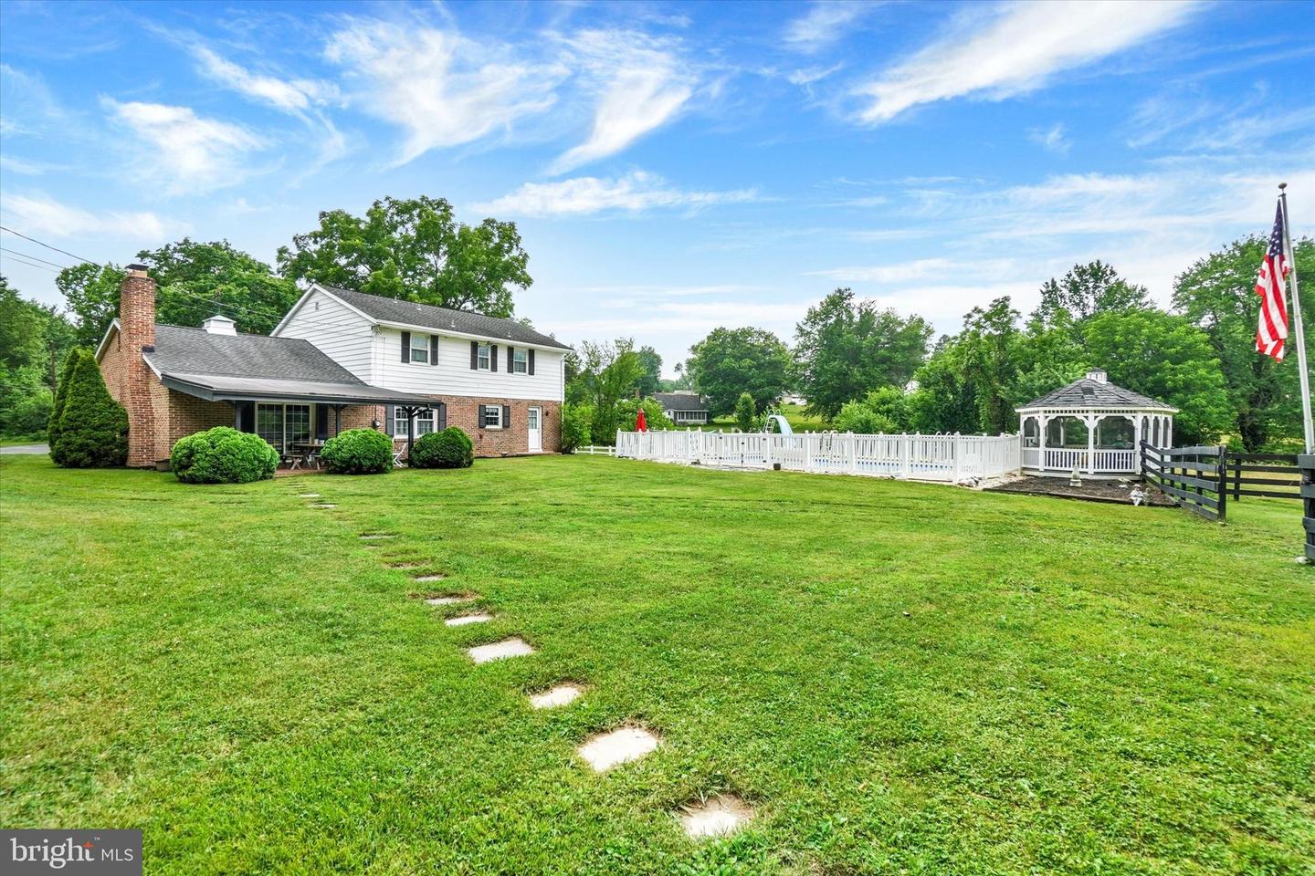 2432 Pine Grove Rd Property Photo 34