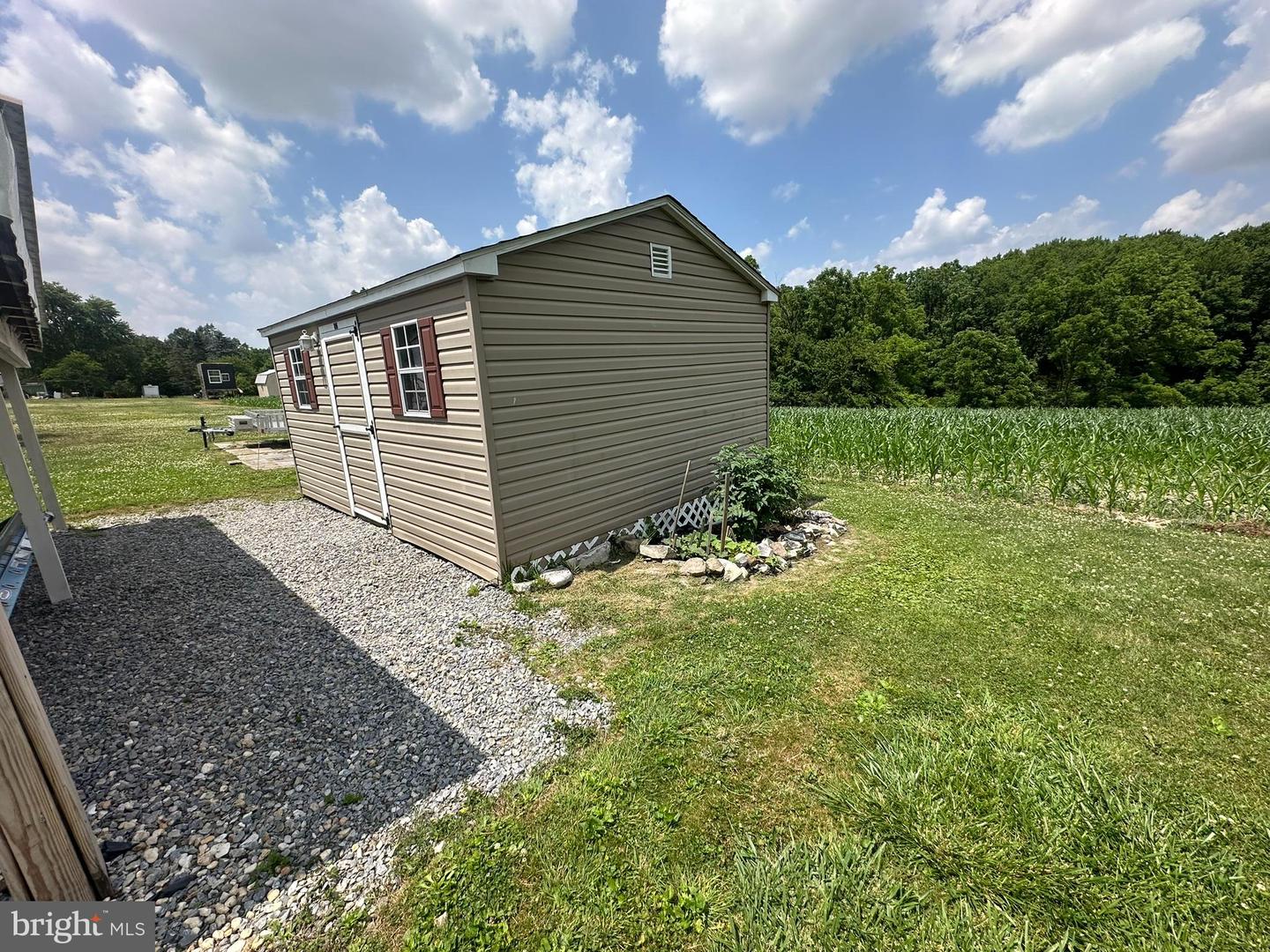 985 Fairview Dr Property Photo 41