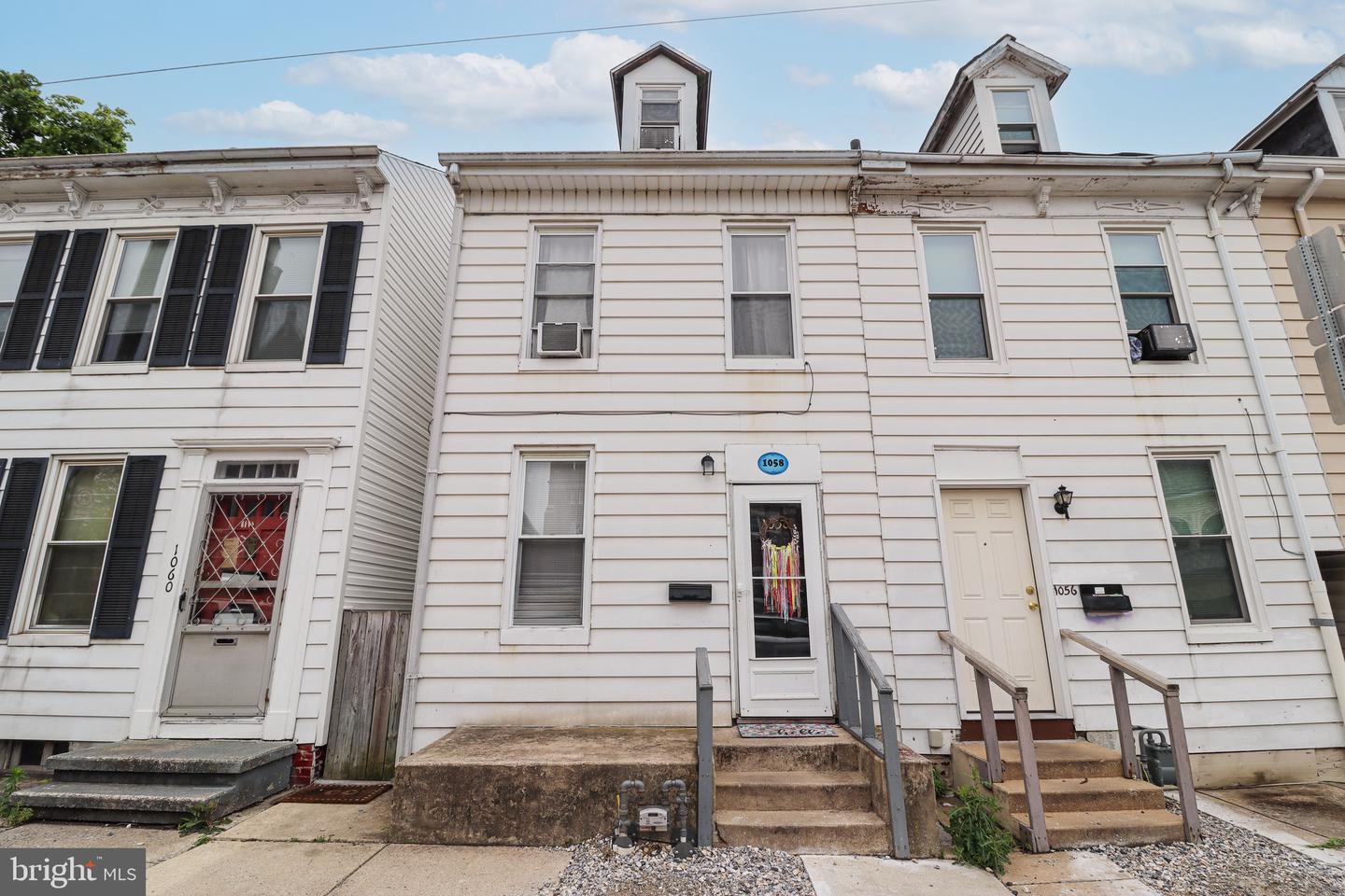 1058 E Market St Property Photo 1