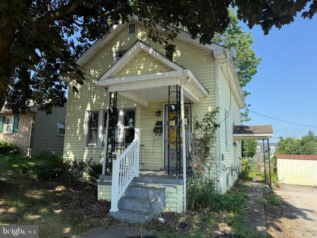 24 Moul Ave Property Photo 1