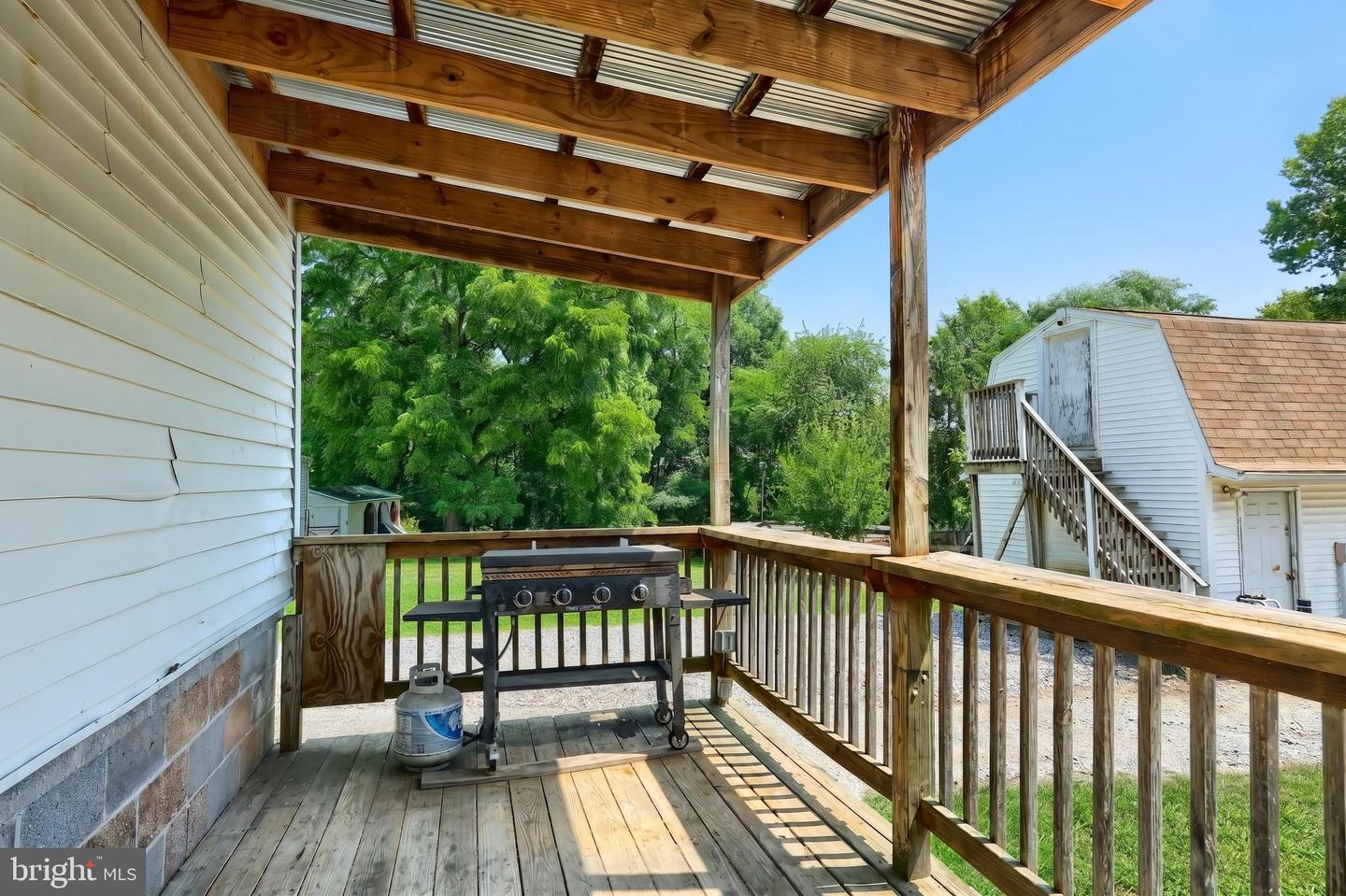 155 4th St Property Photo 42