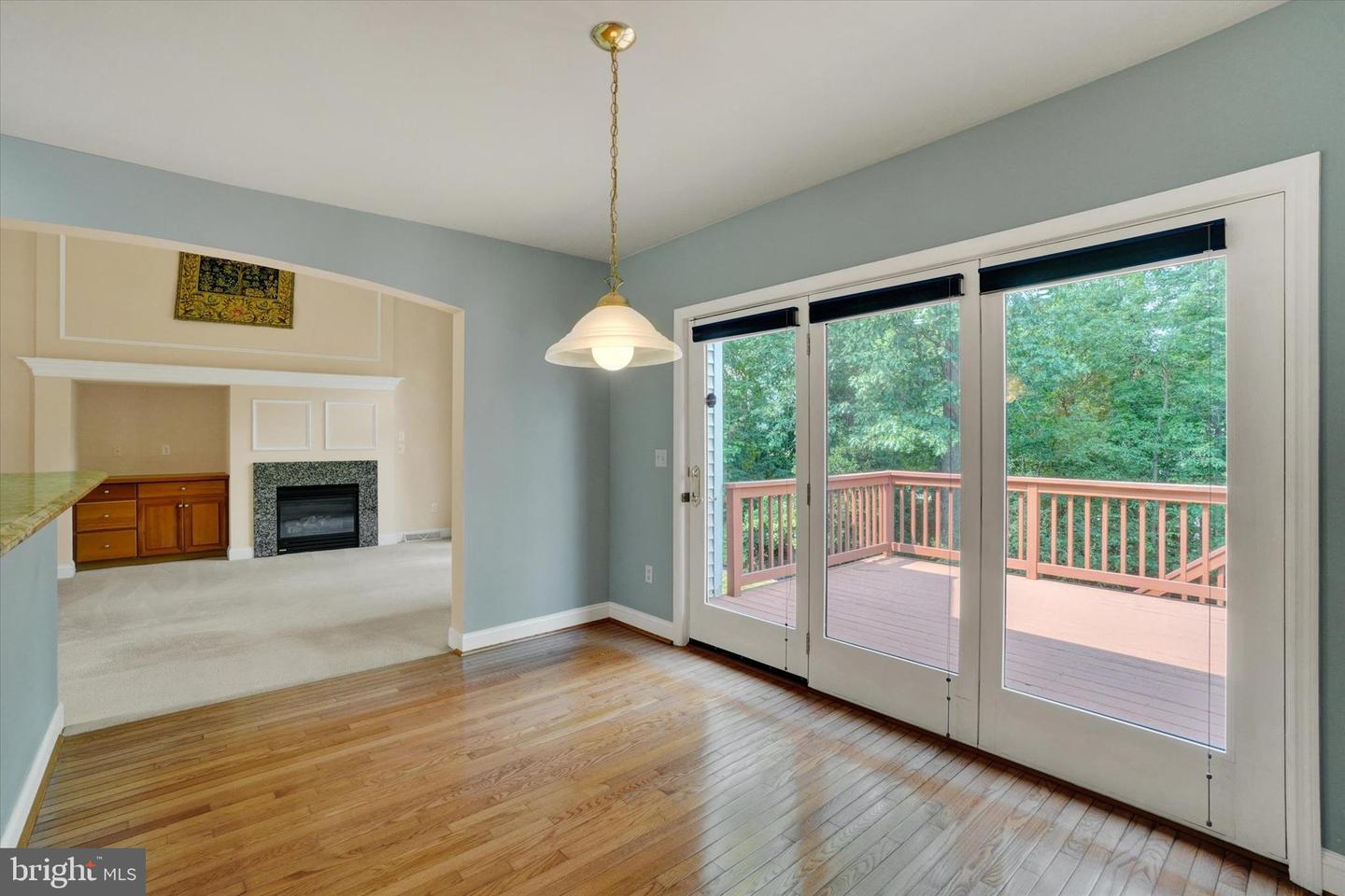 410 Sarah Woods Dr Property Photo 15