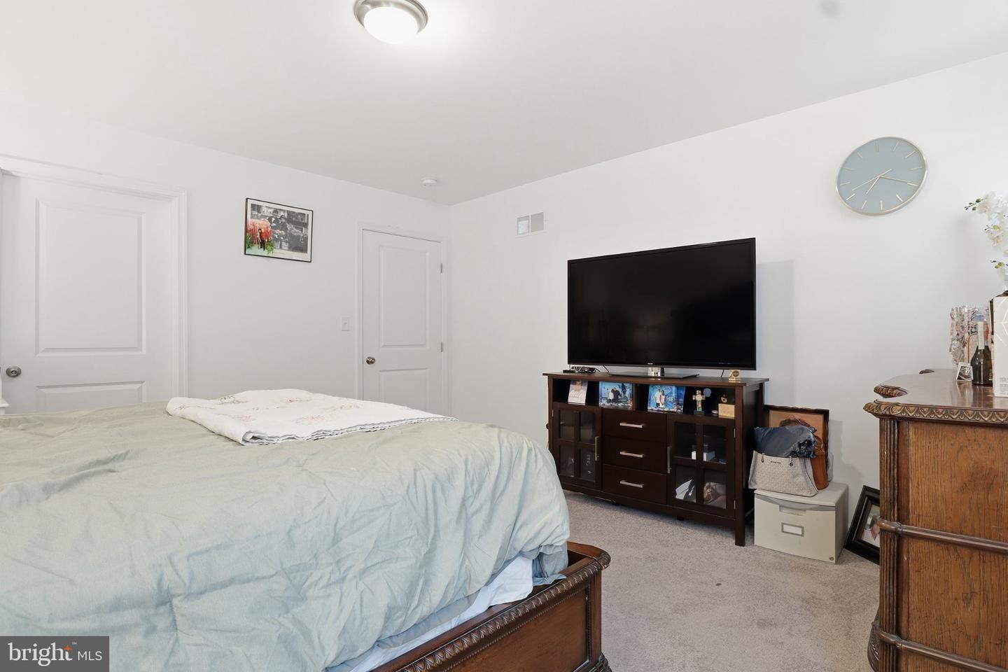 7450 Saint Patrick Ct Property Photo 16