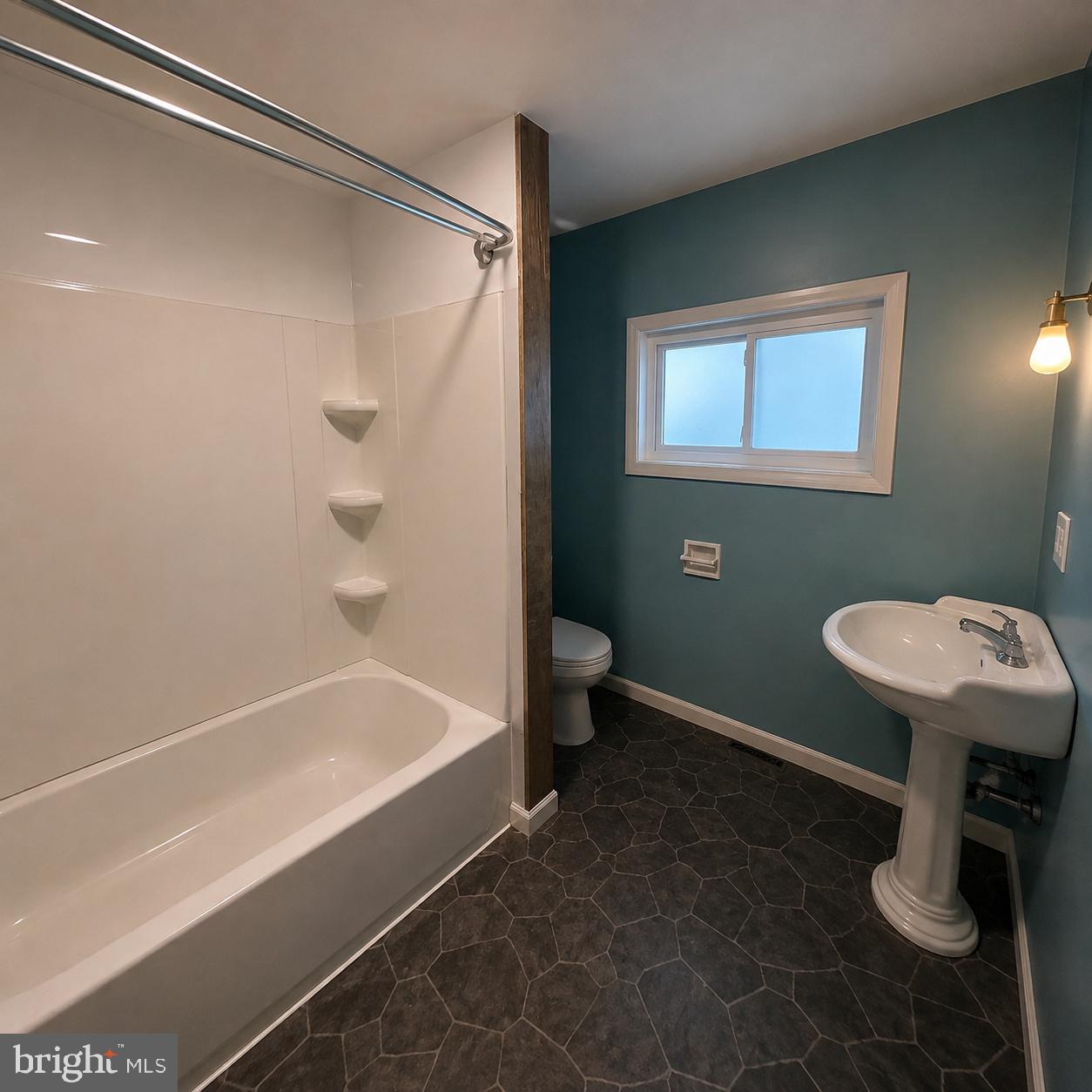 2070 Sandalwood Ct Property Photo 5