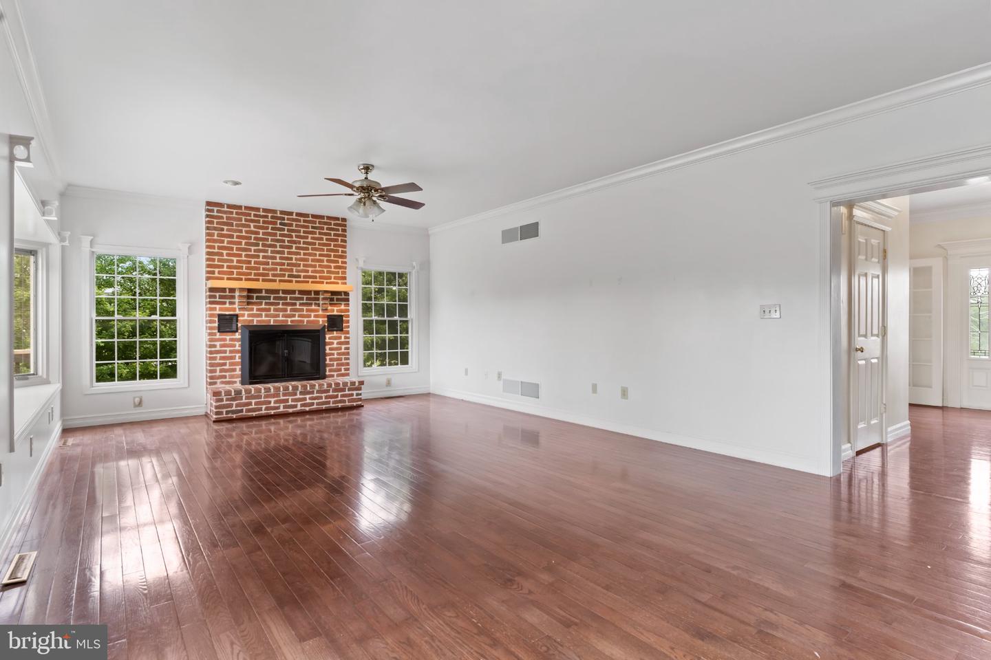 57 Spring Lane Rd Property Photo 12