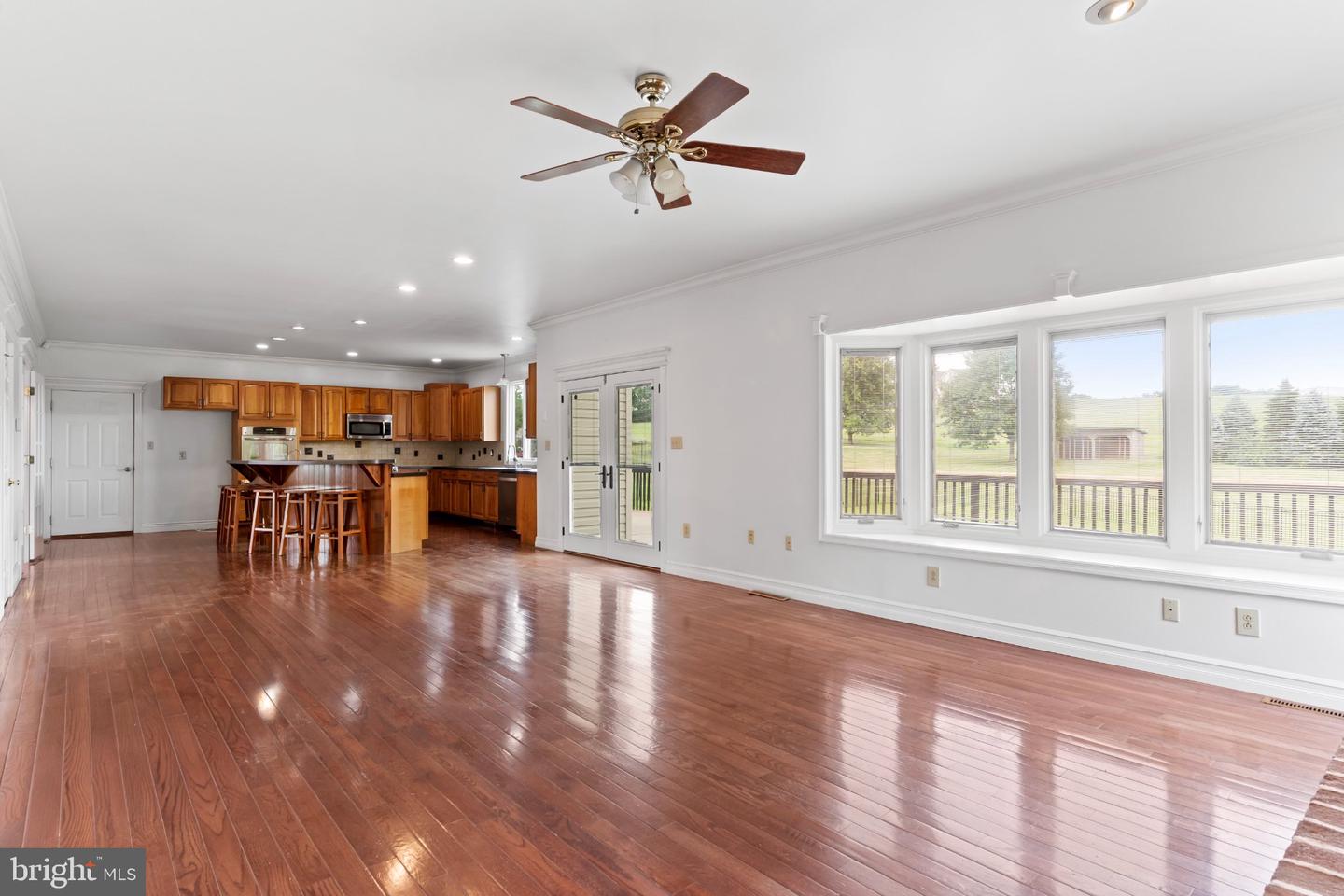 57 Spring Lane Rd Property Photo 16