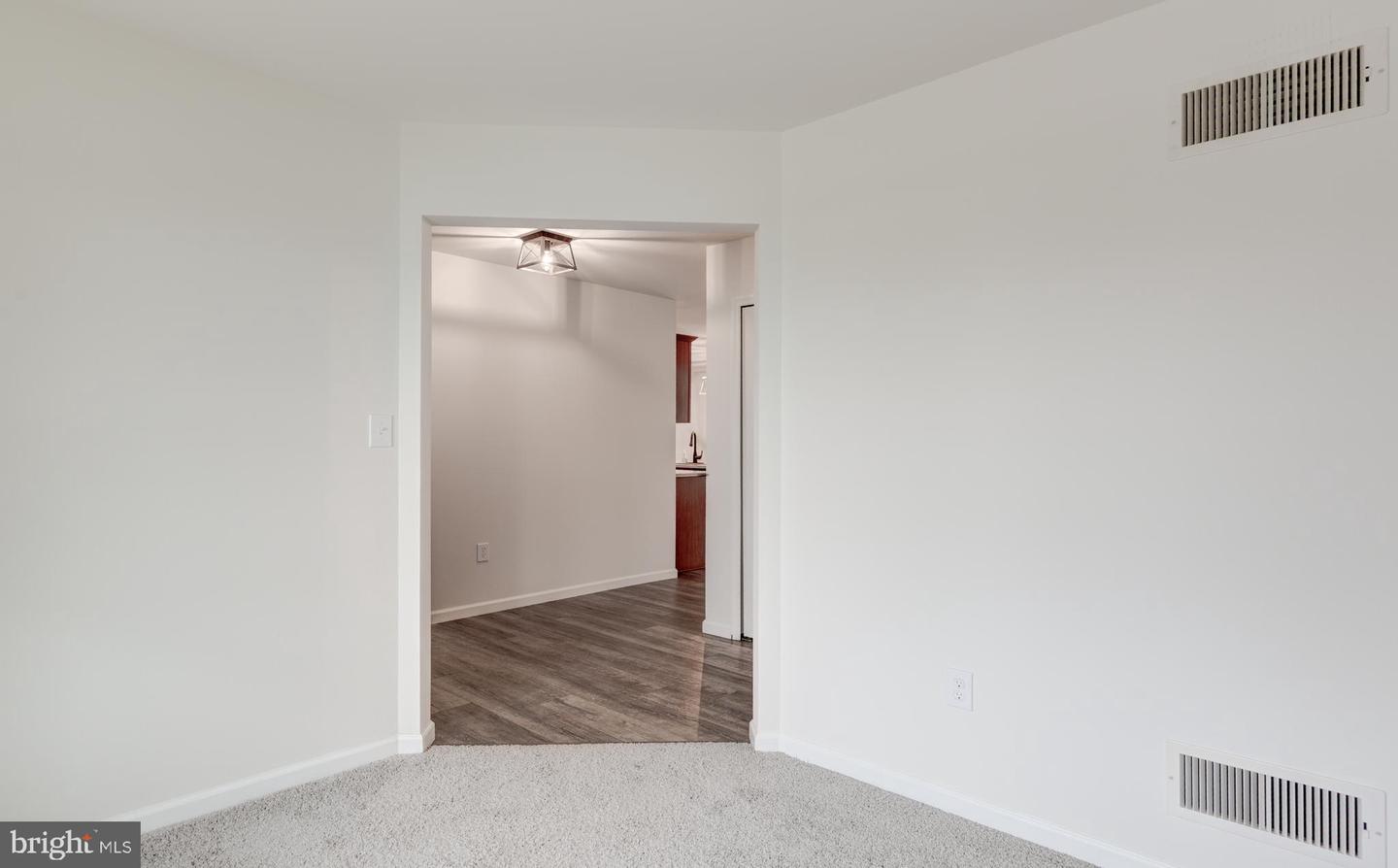 15 Cloverfield St Property Photo 21